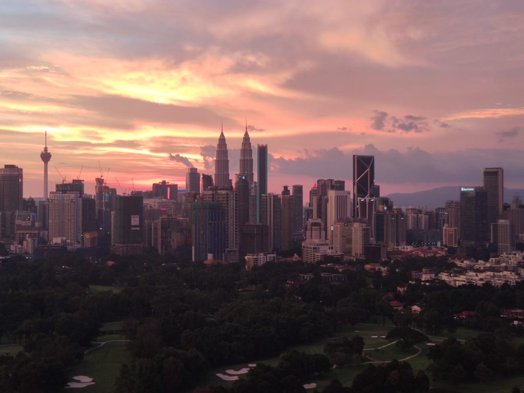 Vista del skyline de Kuala Lumpur desde un Airbnb
